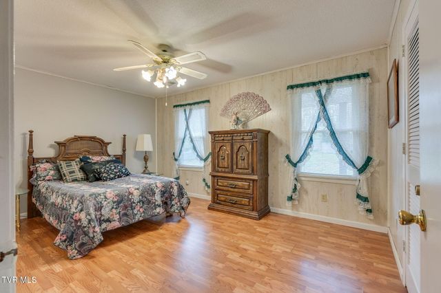 101 South Hickory Circle, Greeneville, TN 37743