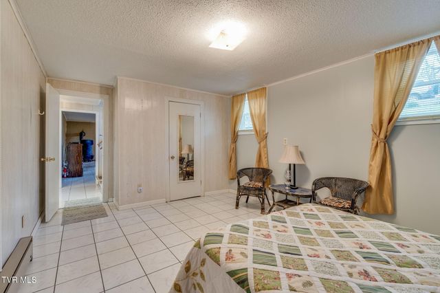 101 South Hickory Circle, Greeneville, TN 37743