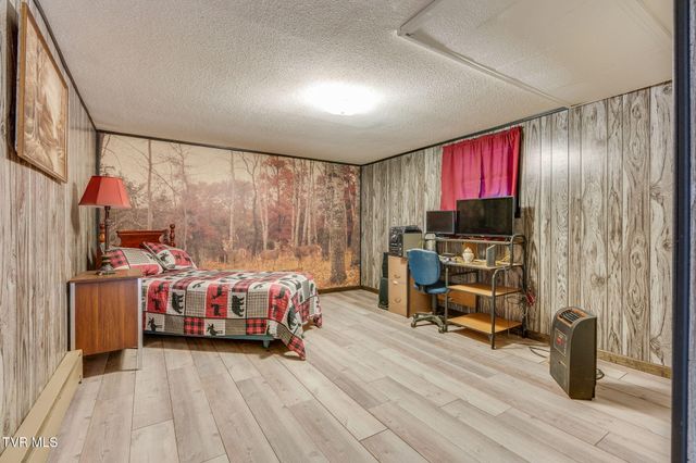 101 South Hickory Circle, Greeneville, TN 37743
