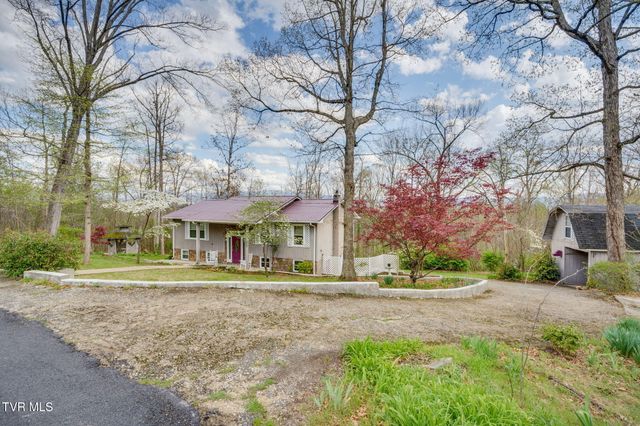 101 South Hickory Circle, Greeneville, TN 37743