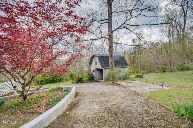 101 South Hickory Circle, Greeneville, TN 37743