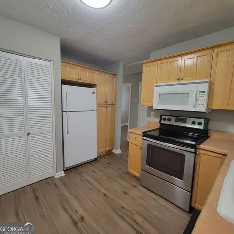 77 Pierce Road, Hiram, GA 30141