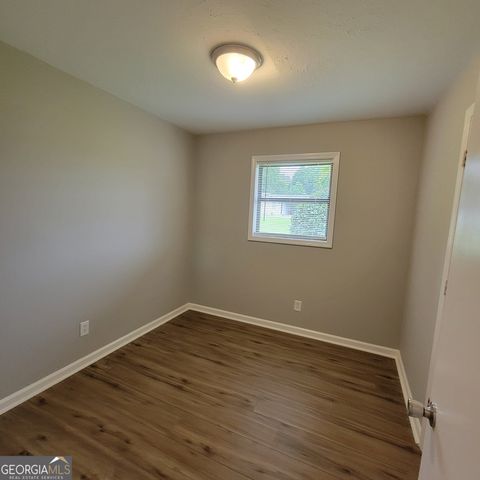 77 Pierce Road, Hiram, GA 30141
