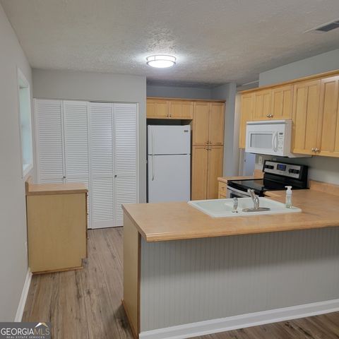77 Pierce Road, Hiram, GA 30141