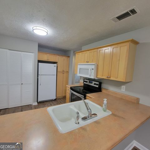 77 Pierce Road, Hiram, GA 30141