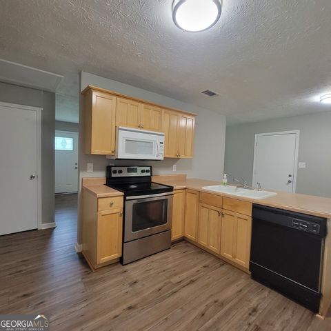 77 Pierce Road, Hiram, GA 30141