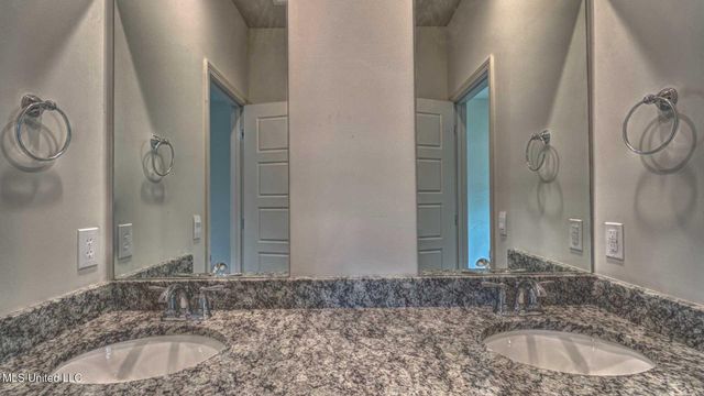 326 Cornerstone Crsg, Brandon, MS 39042