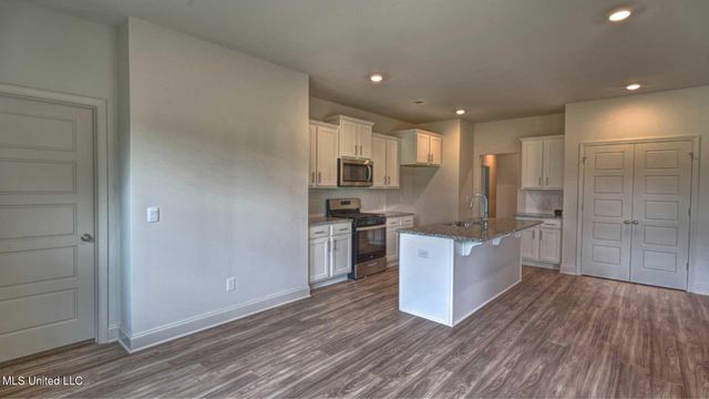 326 Cornerstone Crsg, Brandon, MS 39042