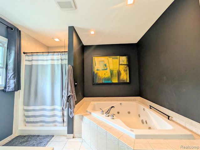 2278 Chapin Street, Grand Blanc, MI 48439