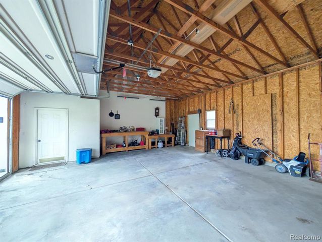 2278 Chapin Street, Grand Blanc, MI 48439