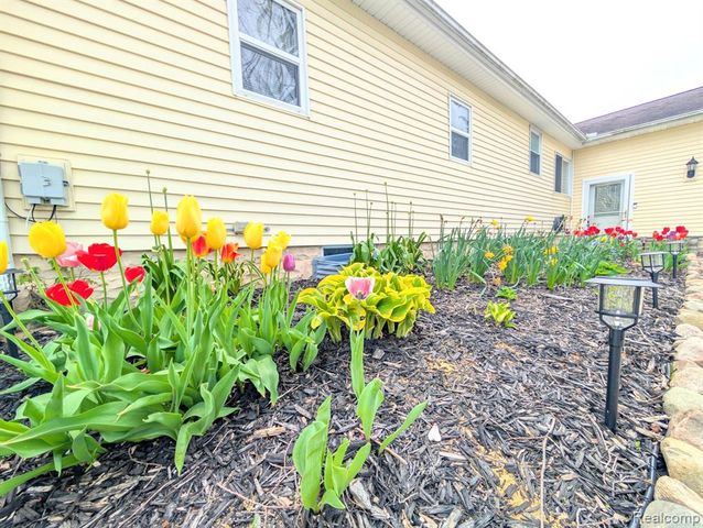 2278 Chapin Street, Grand Blanc, MI 48439