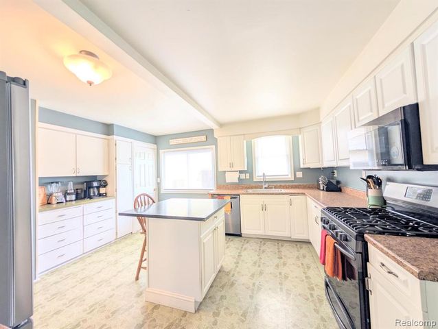 2278 Chapin Street, Grand Blanc, MI 48439