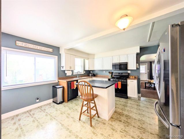 2278 Chapin Street, Grand Blanc, MI 48439