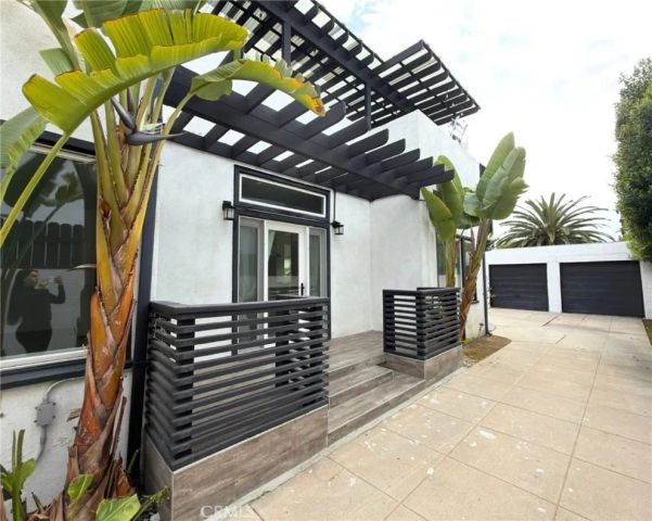 1274 S Orange Drive, Los Angeles, CA 90019