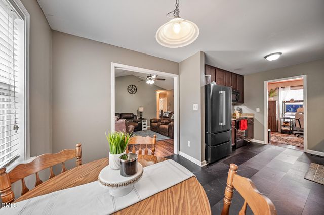 58 Meredith Lane, Fuquay Varina, NC 27526