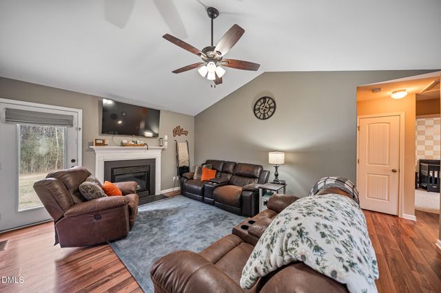 58 Meredith Lane, Fuquay Varina, NC 27526