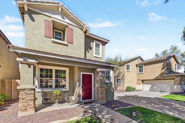 2340 E WAYLAND Drive, Phoenix, AZ 85040
