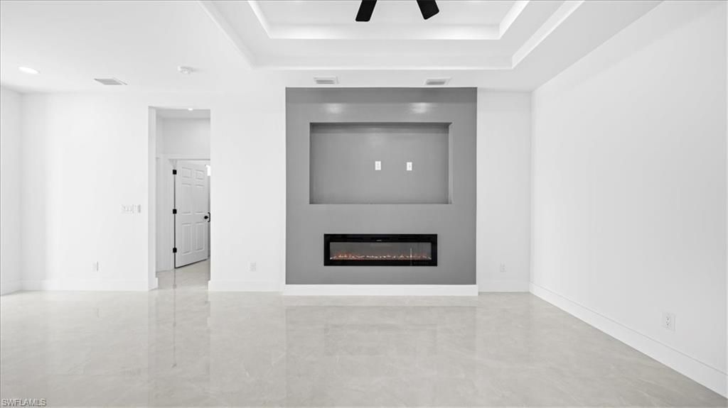 Image 11 of property listing at 1941 NE 15th ST, Cape Coral, FL 33909