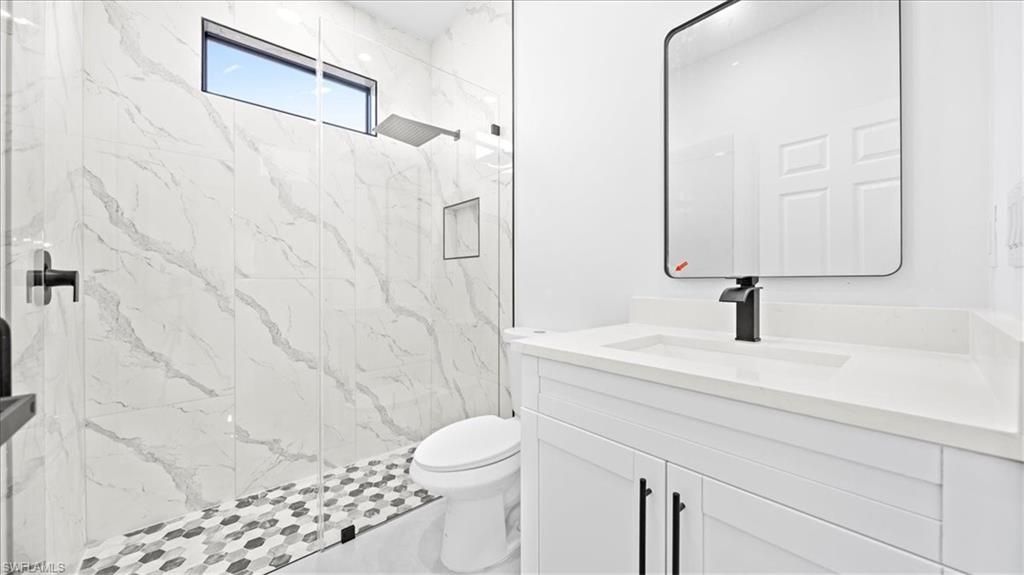 Image 23 of property listing at 1941 NE 15th ST, Cape Coral, FL 33909