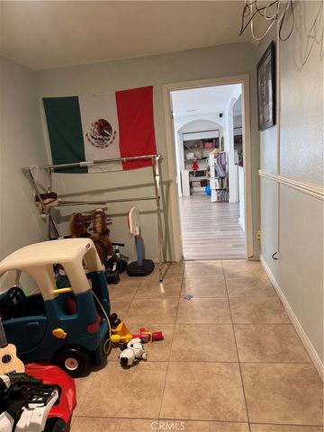 9116 Fuchsia, California City, CA 93505