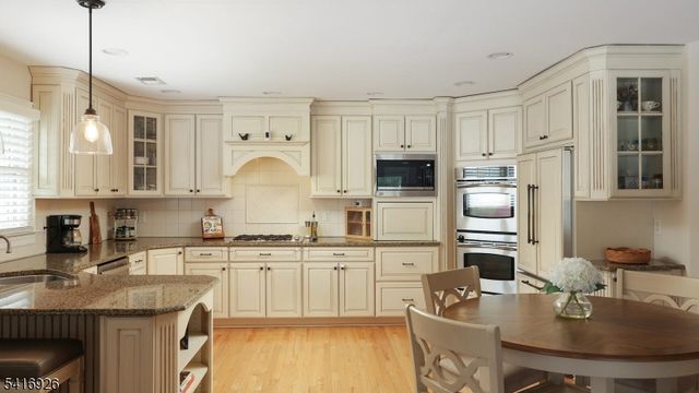 133 Columbia Ave, Cranford Twp., NJ 07016