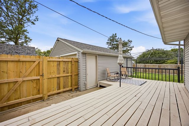 807 40th Street SE, Cedar Rapids, IA 52403