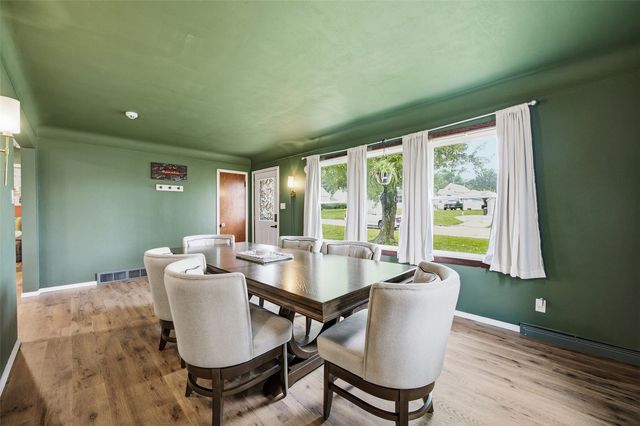 807 40th Street SE, Cedar Rapids, IA 52403