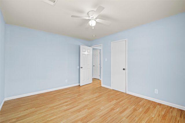 8921 Oak Knoll Lane, Houston, TX 77078