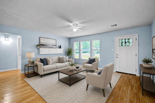 8921 Oak Knoll Lane, Houston, TX 77078