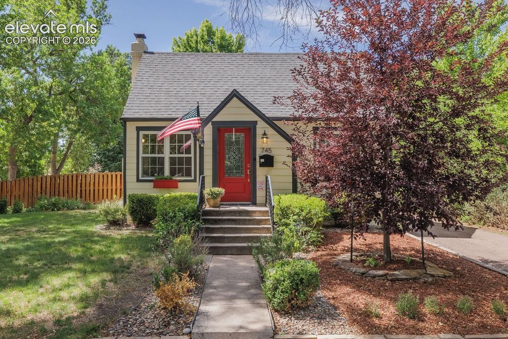 745 E San Miguel Street, Colorado Springs, CO 80903