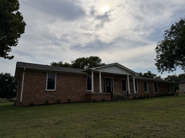 920 Coles Ferry Pike, Lebanon, TN 37087