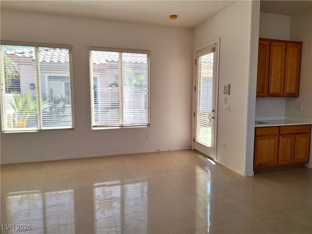 2585 Portsmouth Creek Avenue, Henderson, NV 89052