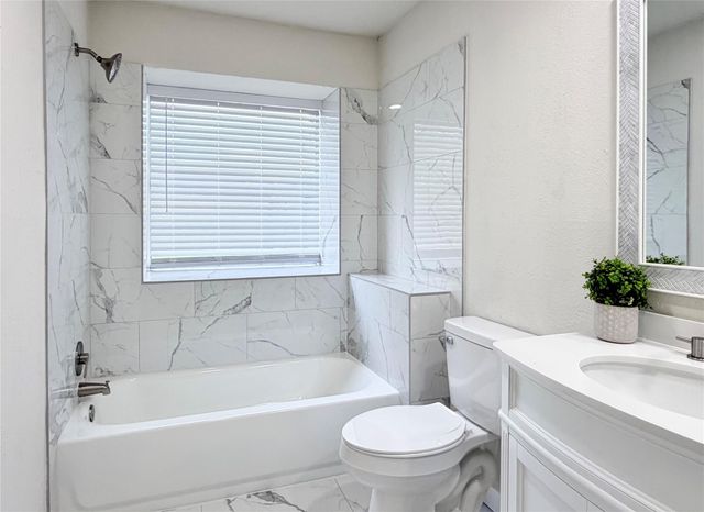 10940 Collingswood Drive, La Porte, TX 77571