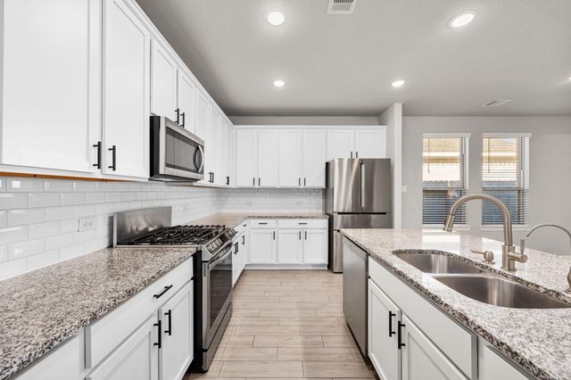8315 Divot Trace, Fulshear, TX 77441