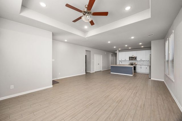 8315 Divot Trace, Fulshear, TX 77441