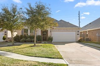 8315 Divot Trace, Fulshear, TX 77441