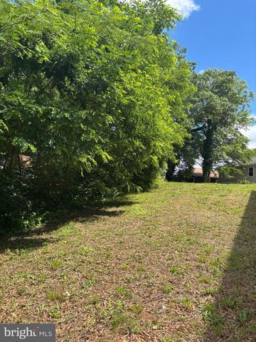 5304 CENTRAL AVE SE, Washington, DC 20019