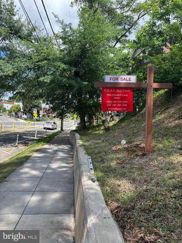 5304 CENTRAL AVE SE, Washington, DC 20019