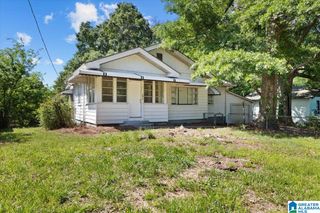 295 11TH AVENUE NE, Graysville, AL 35073