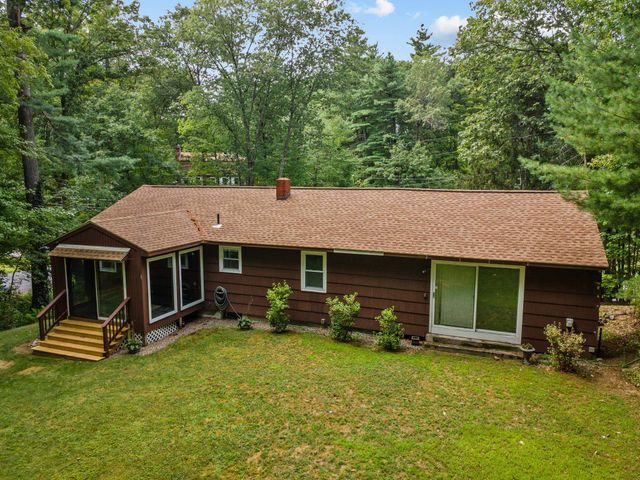 12 Davis Road, Merrimack, NH 03054