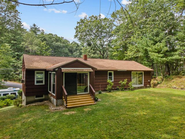 12 Davis Road, Merrimack, NH 03054