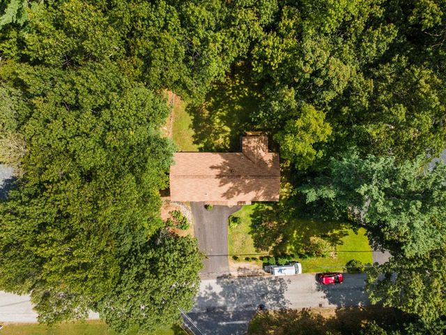 12 Davis Road, Merrimack, NH 03054