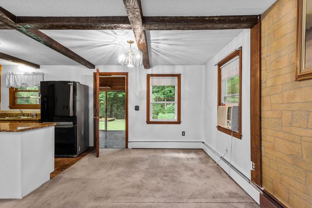 12 Davis Road, Merrimack, NH 03054