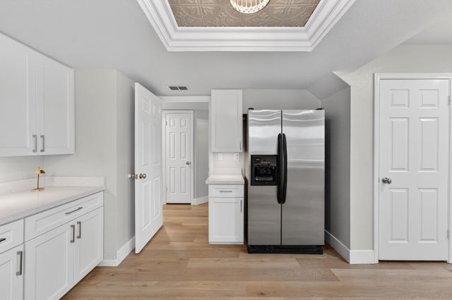 8304 Oakenshield Cir, Antelope, CA 95843