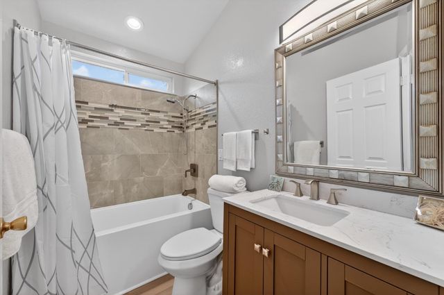 8304 Oakenshield Cir, Antelope, CA 95843