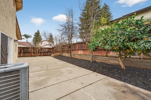 8304 Oakenshield Cir, Antelope, CA 95843