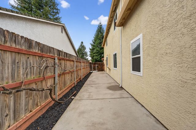 8304 Oakenshield Cir, Antelope, CA 95843