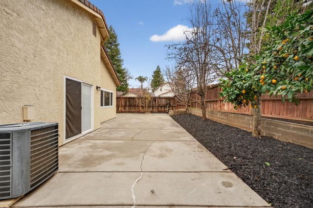 8304 Oakenshield Cir, Antelope, CA 95843