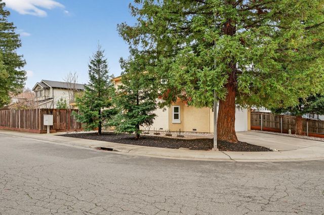 8304 Oakenshield Cir, Antelope, CA 95843