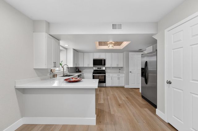 8304 Oakenshield Cir, Antelope, CA 95843